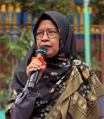 Ibu Zariah,S.S